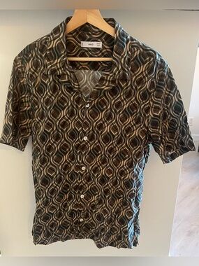 Mango Men's Short-Sleeve Geometric Button-Down Shirt in Brown and Cream